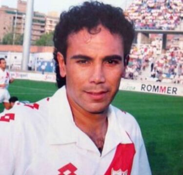 Para la 93-94, Hugo regresó a España para jugar con el Rayo Vallecano, aunque no pudo evitar el descenso.