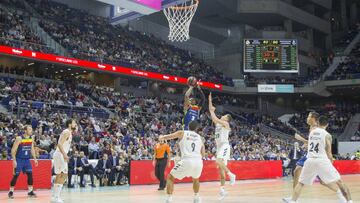 04/11/18 PARTIDO DE BALONCESTO ACB REAL MADRID  MORABANC ANDORRA  DYLAN ENNIS