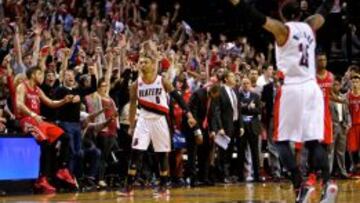 Damian Lillard llev&oacute; el delirio a las gradas del MODA Center en la serie ante Houston.