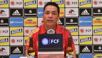 Héctor Cárdenas en rueda de prensa con la Selección Colombia de Mayores