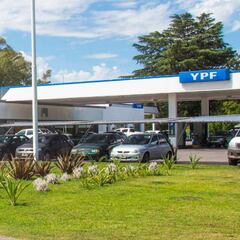 YPF aumenta la nafta y el gasoil: así quedará el precio del combustible en Argentina a partir del martes 16 de marzo