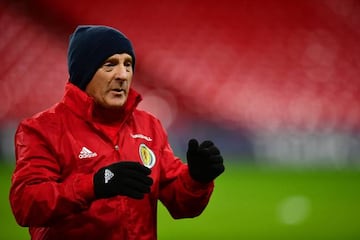 Strachan looks on during training for Friday's match against England at Wembley.