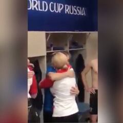 Modric es todo en Croacia: el beso y abrazo de la Presidenta del país a Luka