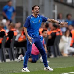 El Villarreal destituye a Pacheta; Marcelino es la primera opción