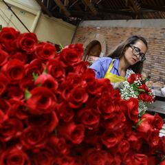 ¿Por qué se regalan rosas y libros el día de Sant Jordi en Cataluña y a qué se debe la tradición del 23 de abril?