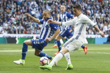 Cristiano Ronaldo con el balón. 