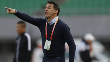 Luis García Plaza, nuevo entrenador del Real Mallorca, durante su estancia en China.