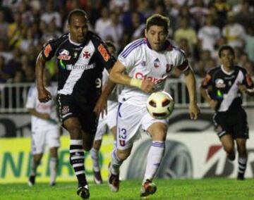 PARTIDO 300 EN LA U: Fue ante Vasco da Gama, en la ida de las semifinales de Copa Sudamericana jugada en Brasil. 1-1 fue el resultado final ese 23 de noviembre de 2011. 