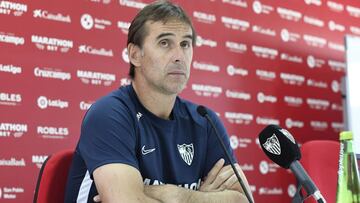 Lopetegui, en una comparecencia como entrenador del Sevilla.