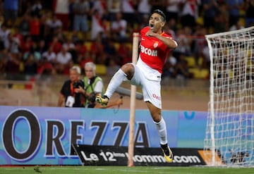 Falcao, goleador de la Ligue 1 con 7 goles en 4 partidos