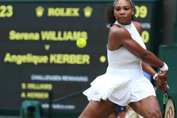 Williams returns against Kerber during her final victory over the German.