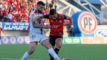 Giro en el futuro de Felipe Flores