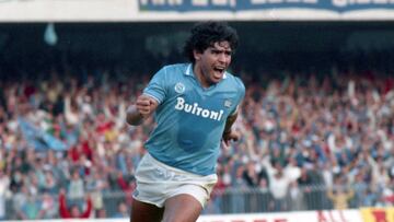 El símbolo más importante de la historia del club.Logró llevar al equipo a ganar el scudetto en dos ocasiones y una Copa de la UEFA. Estuvo siete temporadas como napolitano.