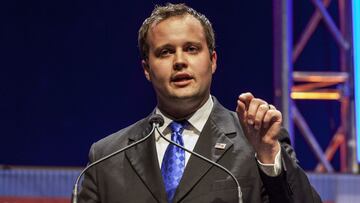 La ex estrella de televisi&oacute;n y activista pol&iacute;tico, Josh Duggar fue arrestado por autoridades federales en su ciudada natal, en el estado de Arkansas.