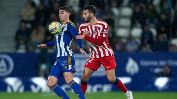 PONFERRADA, SPAIN - DECEMBER 14: Mario Hermoso of Atletico de Madrid competes for the ball with Jose Naranjo of SD Ponferradina during the friendly match between SD Ponferradina and Atletico de Madrid at Estadio El Toralin on December 14, 2022 in Ponferrada, Spain. (Photo by Jose Manuel Alvarez/Quality Sport Images/Getty Images)