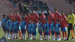 No tienen más de 25 años y asoman para ser los nuevos arqueros de la Roja