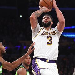 Los Lakers mandan en la NBA: 50 puntos de Davis, 32 de LeBron...