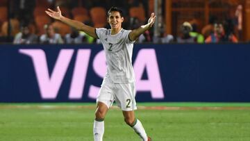 Mandi, con Argelia en la final de la Copa de África.