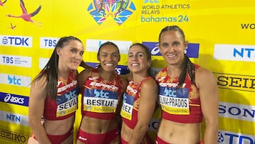 Paula Sevilla, Jaël-Sakura Bestué, Maribel Pérez y Sonia Molina-Prados, en Nassau.