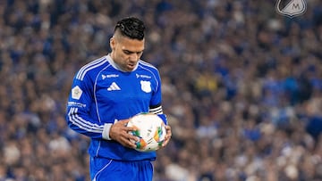 Falcao sufre lesión en los isquiotibiales