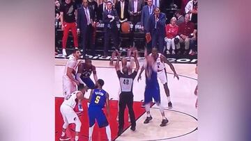 Lío a la vista: el lanzamiento de un árbitro en la segunda prórroga que indigna a Denver