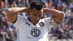 Futbol, Colo Colo vs Universidad de Chile
 Fecha 13, campeonato nacional 2019
 El jugador de Colo Colo Esteban Paredes, se lamenta tras desperdiciar una ocasion de gol contra Universidad de Chile durante el partido de primera division disputado en el estadio Nacional de Santiago, Chile.
 18/05/2019
 Ramon Monroy/Photosport
 
 Football, Colo Colo vs Universidad de Chile
 13th date, National Championship 2019
 Colo Colo&#039;s player Esteban Paredes, reacts after wasting a chance of goal against Universidad de Chile during the first division match held at the National stadium in Santiago, Chile.
 18/05/2019
 Ramon Monroy/Photosport