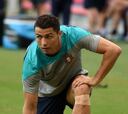 Cristiano Ronaldo entrenó con una protección en la rodilla