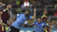 Cavani y Suárez no pudieron con la defensa de la Vinotinto