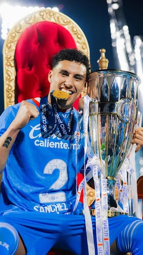 “Levantar un título con Cruz Azul, es algo que me gustaría repetir”