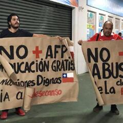 La drástica decisión que tomó la FIFA con los carteles a favor de Chile