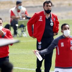 La nueva mala noticia que recibió Gustavo Quinteros en Colo Colo