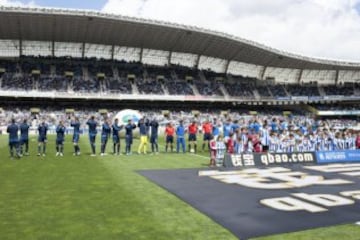 Real Sociedad staged an event before kick-off to raise awareness for refugees fleeing war zones in the Middle East.