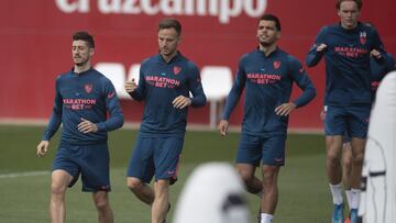 Escudero, a la izquierda, en un entrenamiento reciente.