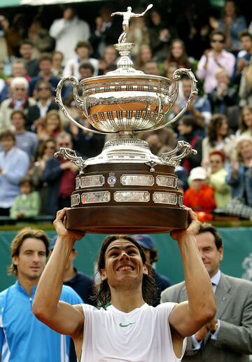 Rafa Nadal en el Conde Godó 2006, ganó a Tommy Robredo por 6-4, 6-4, 6-0.