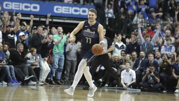 Dallas Mavericks forward Luka Doncic smiles as time expires during the the team&#039;s NBA basketball game against the New Orleans Pelicans in Dallas, Wednesday, Dec. 26, 2018. The Mavericks won 122-119. (AP Photo/LM Otero)