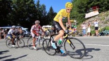 Froome precede a Purito Rodríguez y Nairo Quintana en el Tour de Francia 2013.