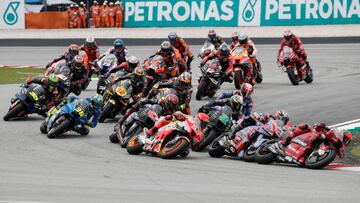 Salida de MotoGP en Malasia.