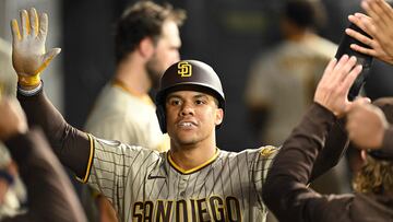 CHICAGO, ILLINOIS - SEPTEMBER 30: Juan Soto #22 of the San Diego Padres celebrates with teammates in the dugout after scoring in the second inning against the Chicago White Sox at Guaranteed Rate Field on September 30, 2023 in Chicago, Illinois.   Quinn Harris/Getty Images/AFP (Photo by Quinn Harris / GETTY IMAGES NORTH AMERICA / Getty Images via AFP)