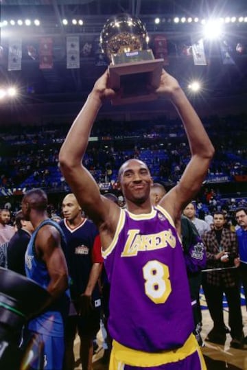 Kobe, leyenda de Los Angeles Lakers, cumple 40 años