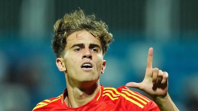 Adrián Niño, alegría y alivio en el Málaga