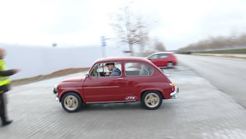 Sergio Ramos' comical arrival at Real Madrid training in a Seat 600