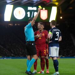 Los escoceses crucifican a Pedro Porro: “Es una vergüenza”