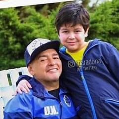 Tarde de padre e hijo: el tierno mensaje de Diego Maradona junto a Dieguito Fernando