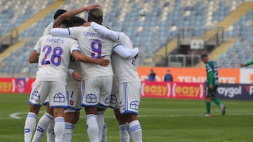 General Velasquez vs Universidad de Chile, tercera ronda, Copa Chile 2022
El jugador de Universidad de Chile Junior Fernandes celebra con sus compañeros despues de convertir un gol contra General Velasquez, durante el partido realizado en el Estadio El Teniente de Rancagua, Chile.
19/06/2022
Jorge Loyola/Photosport
Football, General Velasquez vs Universidad de Chile.
3rd phase, 2022 Copa Chile.
Universidad de Chile’s player Junior Fernandes celebrates with teammates after scoring against General Velasquez during the match held at the El Teniente stadium
Rancagua, Chile.
19/06/2022
Jorge Loyola/Photosport