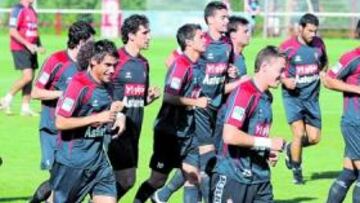 <b>CERRAR EL GRUPO. </b>La plantilla del Sporting debe quedar perfilada en esta semana que hoy empieza.