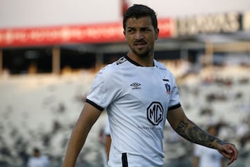 El peruano de 29 años llegó el 2019 a Colo Colo junto a Mario Salas tras su buen rendimiento en Sporting Cristal. En el conjunto albo en cambio no se ha podido lucir y solo ha disputado cuatro minutos esta temporada.