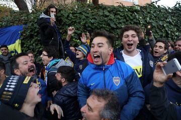 El banderazo de la afición de Boca Juniors en Madrid