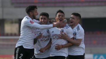 "Estoy feliz por los chicos que están debutando en Colo Colo; a algunos los querían sacar del club"