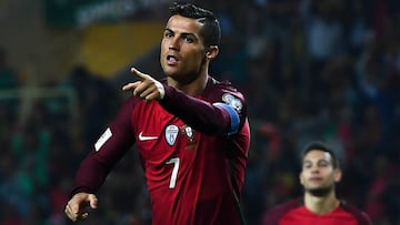 Cristiano hace su primer póker con Portugal que gana a Andorra