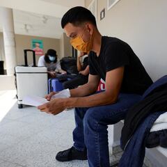 No quiso saber más de EEUU: la sorprendente historia del inmigrante graduado en Harvard que se autodeportó a México